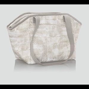Thirty one- NWT Lunch break thermal desert dash